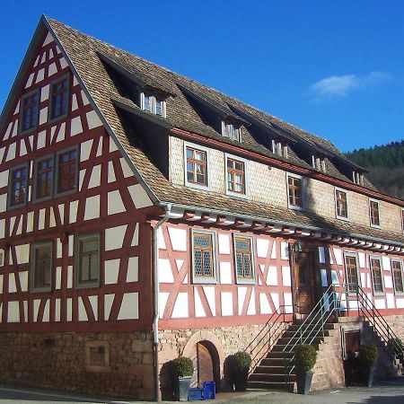 Roter Loewe Bed & Breakfast Heiligkreuzsteinach ภายนอก รูปภาพ